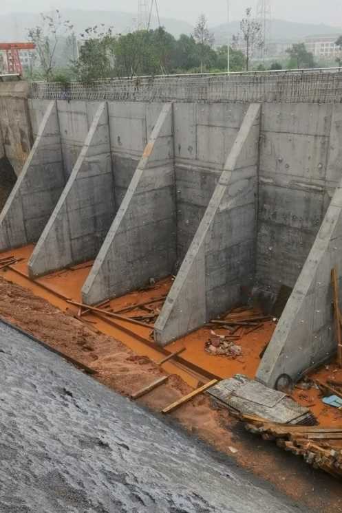 临沂郯城县锚杆式挡土墙